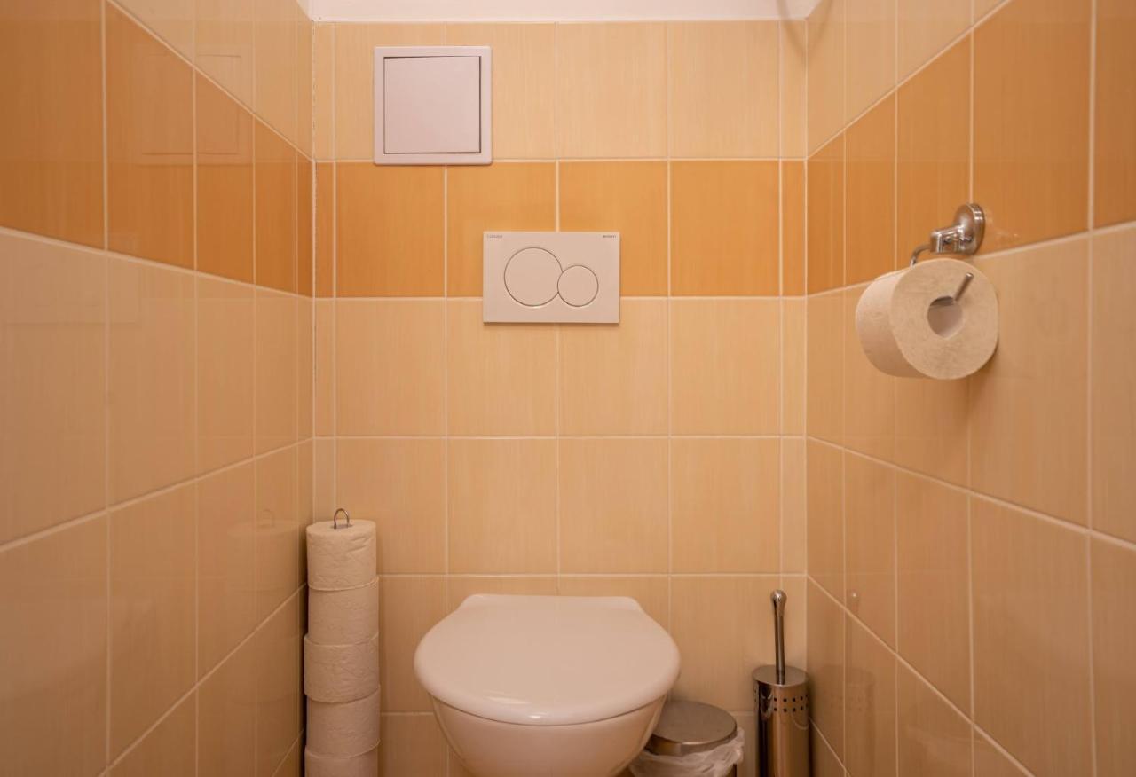 Family Apartment オストラヴァ エクステリア 写真