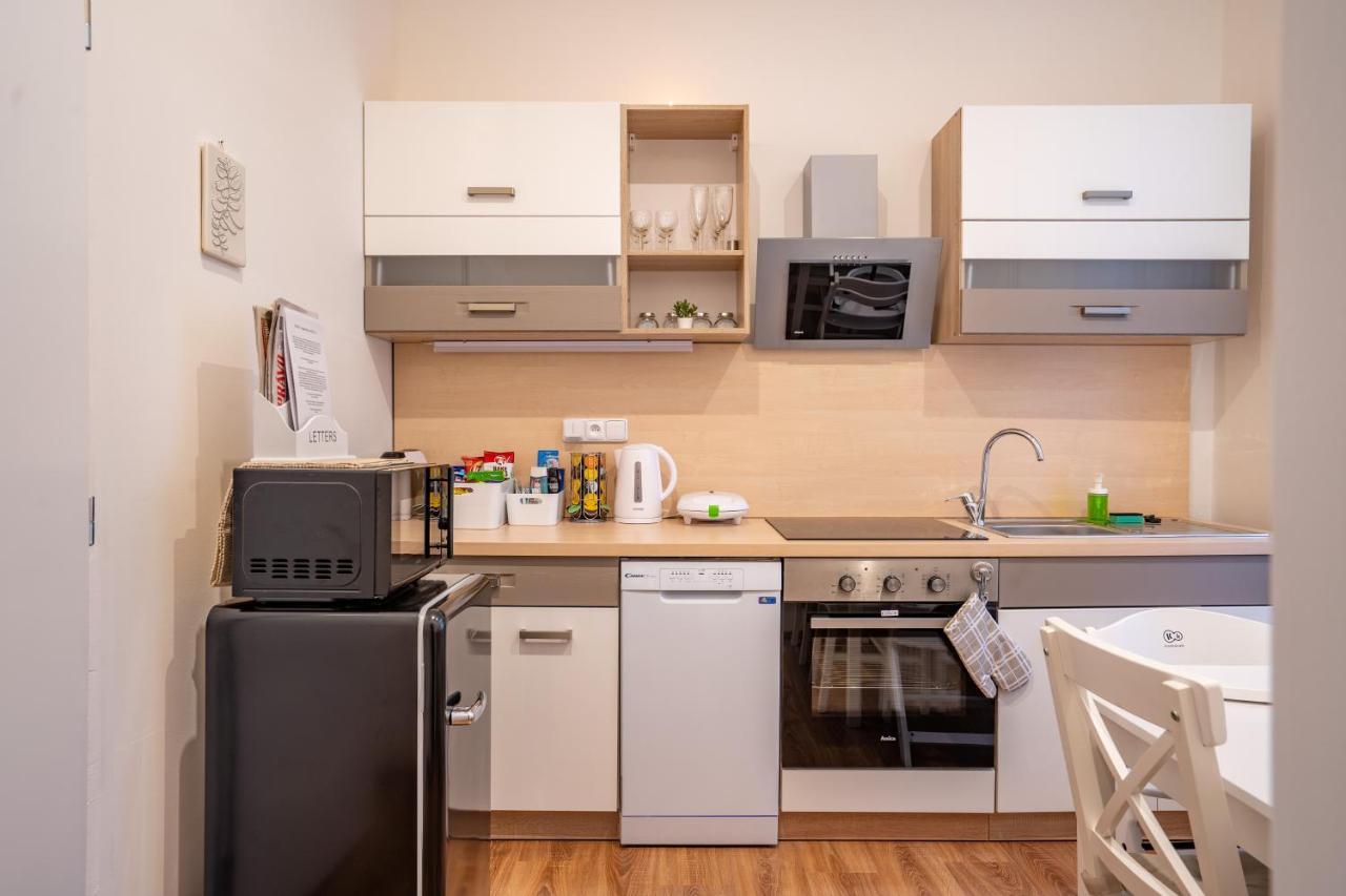 Family Apartment オストラヴァ エクステリア 写真