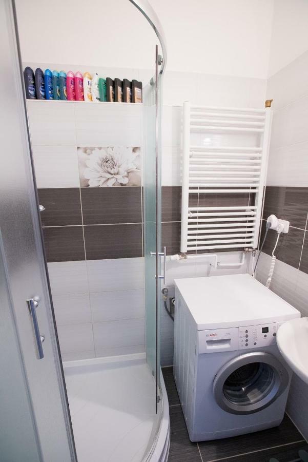 Family Apartment オストラヴァ エクステリア 写真