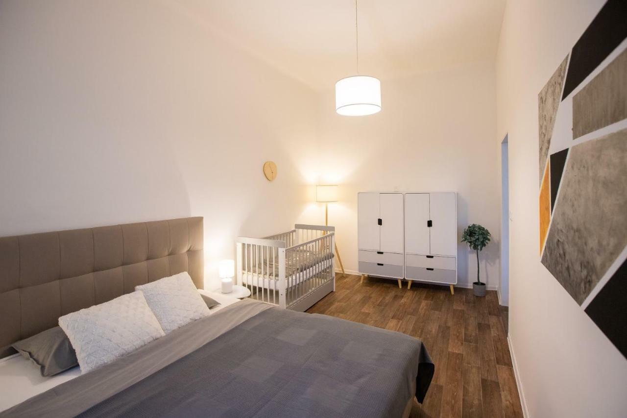 Family Apartment オストラヴァ エクステリア 写真
